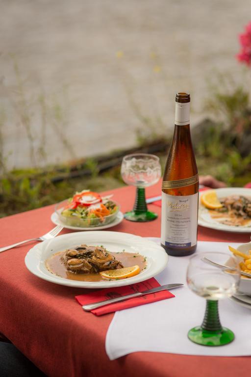Hotel Leyscher Hof Leutesdorf Екстер'єр фото